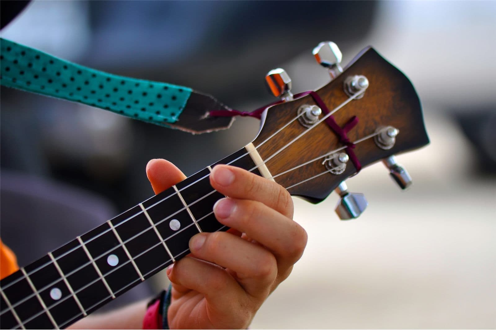 Ukeleleles bij Toonaangevend